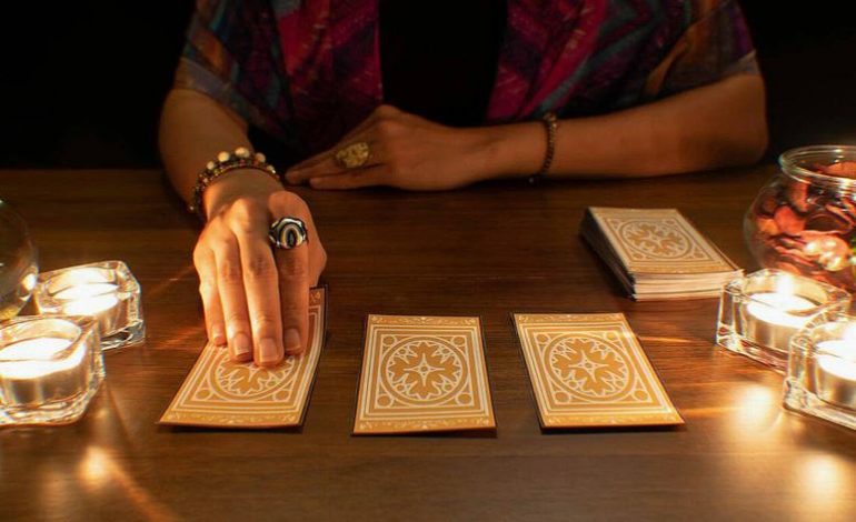 Why You Should Consult a Tarot Reader for Your Love Life?